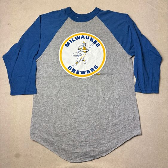 เสื้อยืดผ้าบาง Milwaukee Brewers Size M