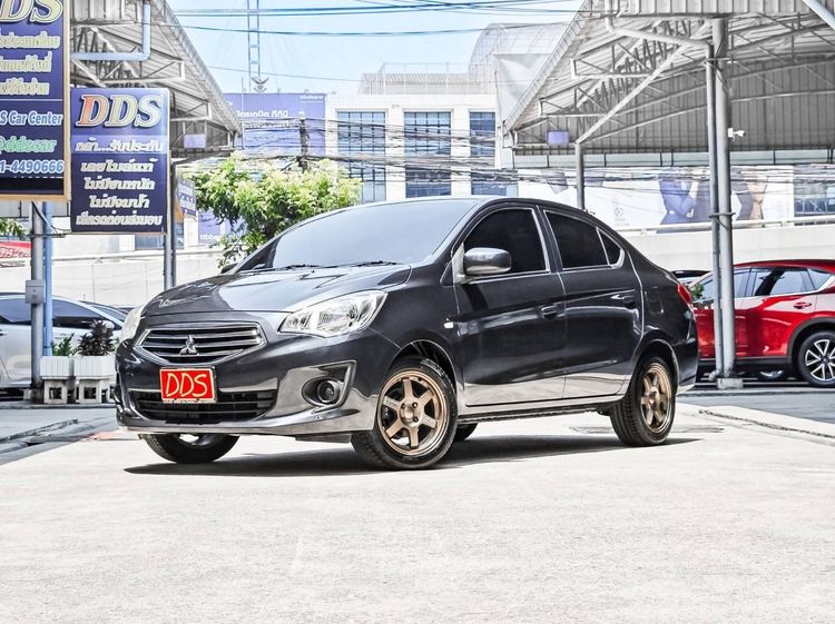 รถ Mitsubishi Attrage 1.2 GLX สี แดง