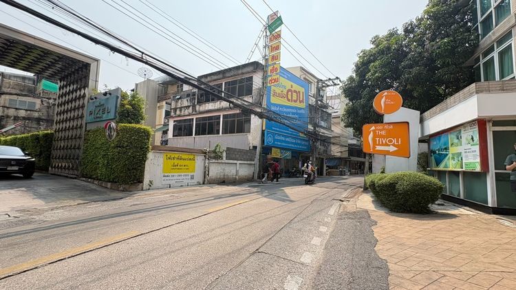 ให้เช่าที่ดินซอยสาทร1 (ถนนศรีบำเพ็ญ) รูปที่ 2