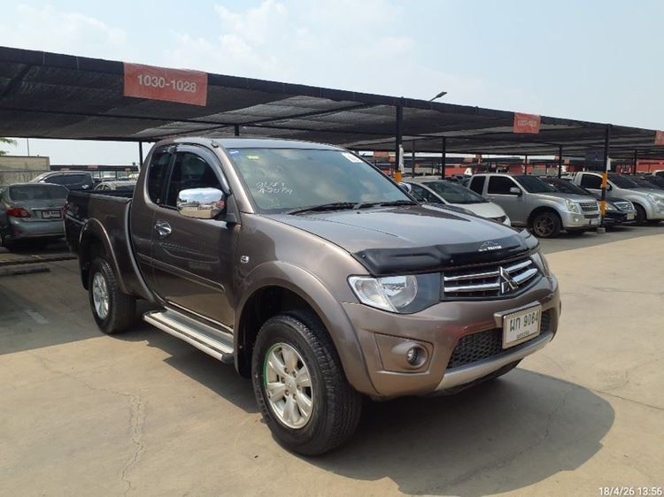 รถ Mitsubishi Triton 2.5 Plus GLS VG Turbo สี น้ำตาล