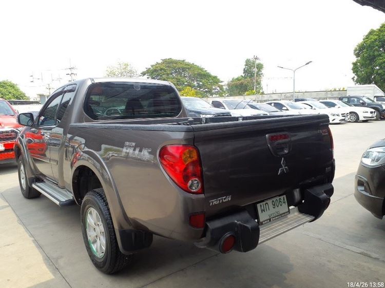 Mitsubishi Triton 2014 2.5 Plus GLS VG Turbo Pickup ดีเซล ไม่ติดแก๊ส เกียร์ธรรมดา น้ำตาล รูปที่ 4