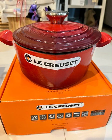 Le Creuset หม้อเหล็กหล่อทรงหัวใจ cast iron 