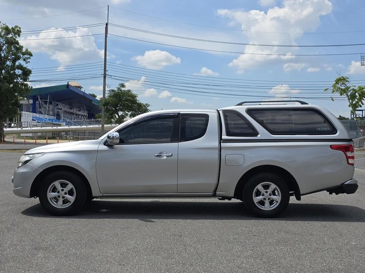 Mitsubishi Triton 2017 2.5 GLX Pickup ดีเซล ไม่ติดแก๊ส เกียร์ธรรมดา เทา รูปที่ 3