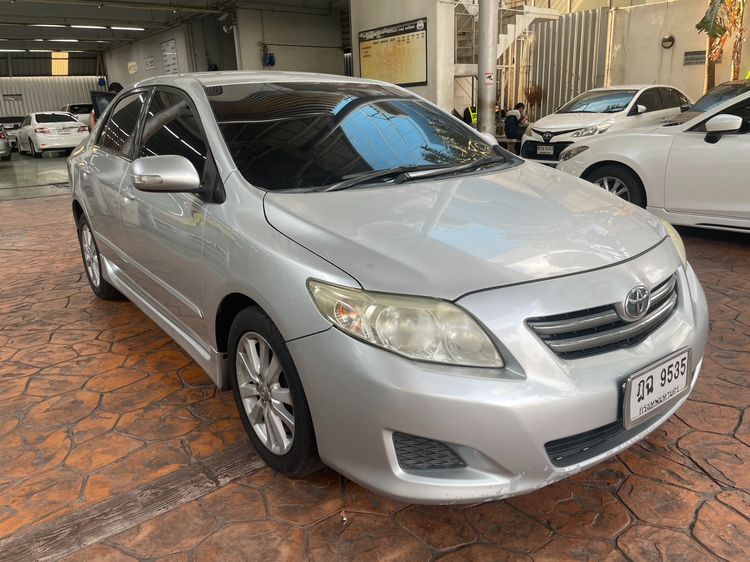 รถ Toyota Altis 1.8 G สี บรอนซ์เงิน
