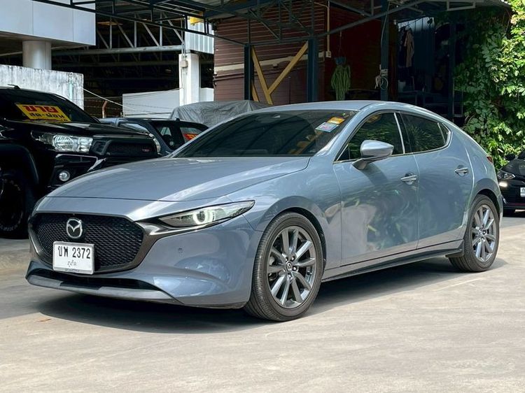 รถ Mazda Mazda3 2.0 SP สี เทา