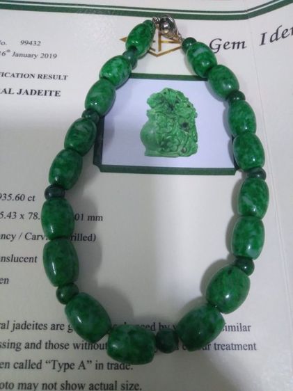 sale natural Burma green jadeite type a necklace  รูปที่ 4