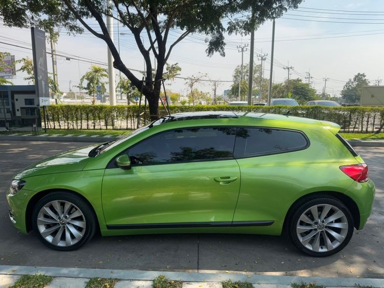 Volkswagen Scirocco 2010 2.0 TSi Highline Sedan เบนซิน ไม่ติดแก๊ส เกียร์อัตโนมัติ เขียว รูปที่ 4