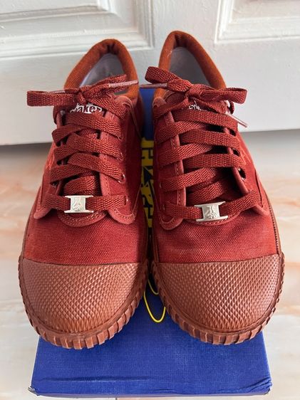 รองเท้าผ้าใบนักเรียนผู้ชาย รูปที่ 2