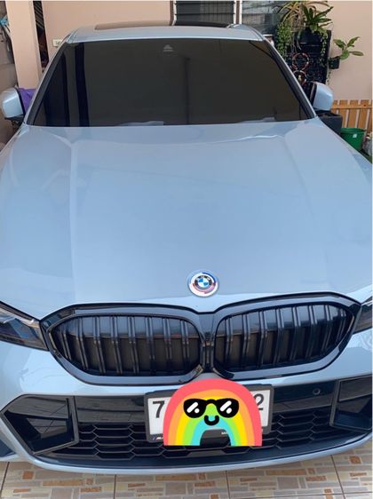 ปล่อยกระจังหน้าbmw E330 Lci แท้ศูนย์