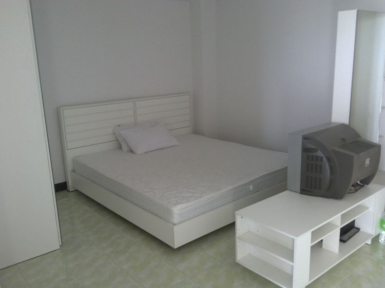 อื่นๆ ไม่อนุญาต มีบางส่วน 2015 อ่าวอุดมคอนโดวิว รูปที่ 3