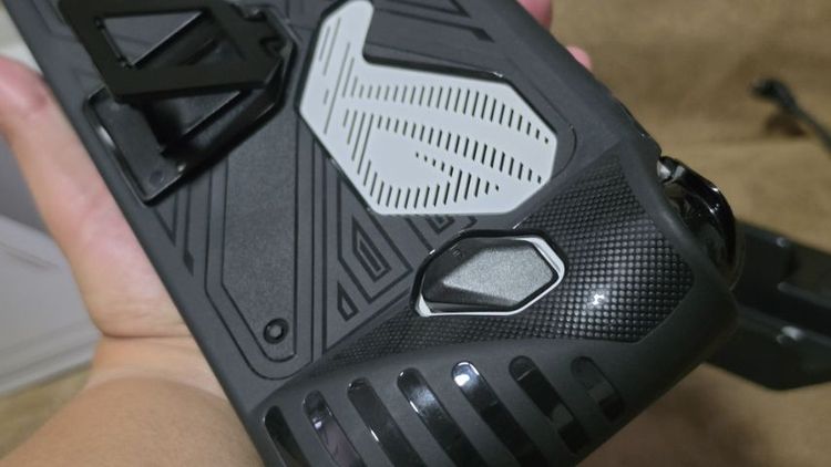 Asus ROG Ally 512gb ram 16 สภาพสวย พร้อมเคส และ Dock รูปที่ 4