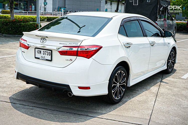 Toyota Altis 2014 1.8 Esport Sedan เบนซิน ไม่ติดแก๊ส เกียร์อัตโนมัติ ขาว รูปที่ 4
