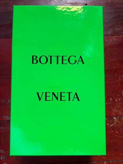 กล่อง BOTTEGA VENETA