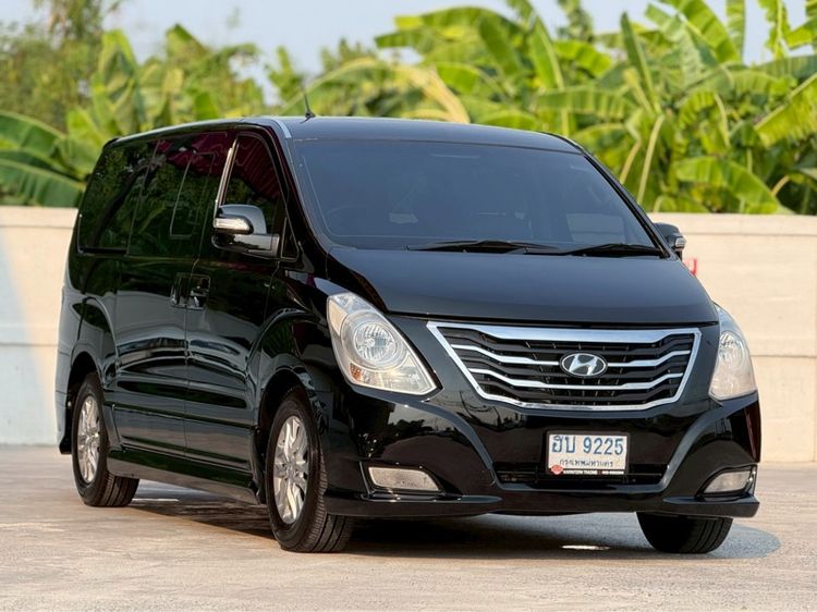รถ Hyundai H-1  2.5 Deluxe สี ดำ