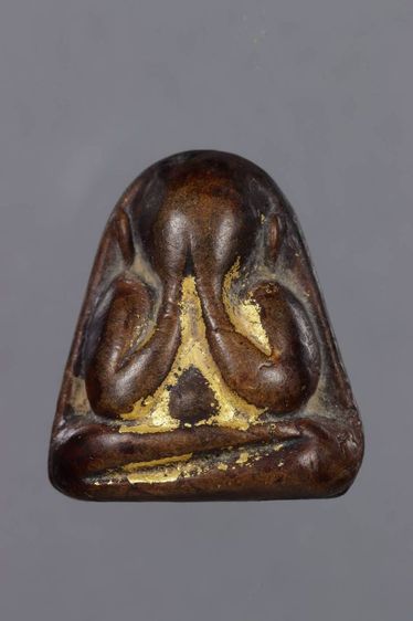 พระเครื่อง รูปที่ 2