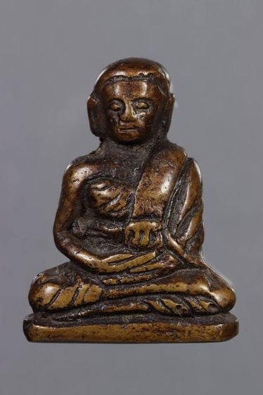 พระเครื่อง รูปที่ 2