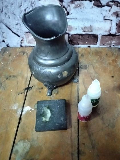 เหยือกโบราณ งานยุโรป 
ขาสิงห์  หนัก 217.6กรัม
 รูปที่ 5