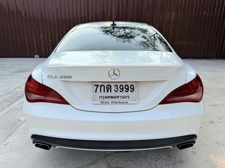 Mercedes-Benz CLA-Class 2014 CLA250 AMG Sedan เบนซิน ไม่ติดแก๊ส เกียร์อัตโนมัติ ขาว รูปที่ 4