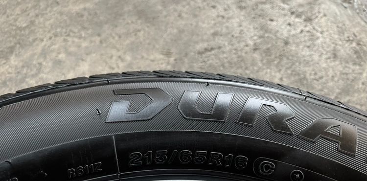 ✨น้องๆยางใหม่✨215-65-16 Bridgestone💖สวยกริ๊บ🚘ใส่กับ รถตู้ ,รถกระบะตัวเตี้ย ได้ทุกรุ่น รูปที่ 4