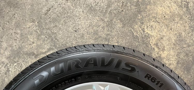 ✨น้องๆยางใหม่✨215-65-16 Bridgestone💖สวยกริ๊บ🚘ใส่กับ รถตู้ ,รถกระบะตัวเตี้ย ได้ทุกรุ่น รูปที่ 3