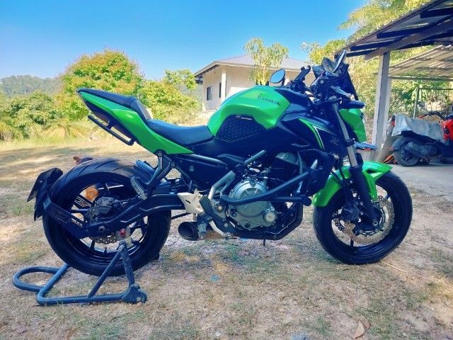 คาวาซากิ Z650 ปี2016 รถมือเดียวป้ายแดงออกศูนย์ ขายถูกเจ้าของขายเอง เลขไมล์18000