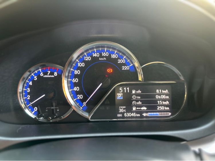 Toyota Yaris 2020 1.2 High Cross Sedan เบนซิน ไม่ติดแก๊ส เกียร์อัตโนมัติ ขาว รูปที่ 4