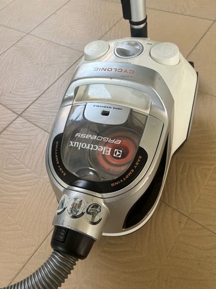 เครื่องดูดฝุ่น Electrolux สภาพดี กำลังดูดสูง รูปที่ 5