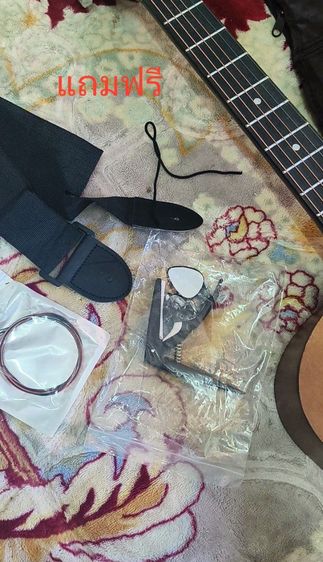 กีต้าร์ พร้อมของแถม รูปที่ 2