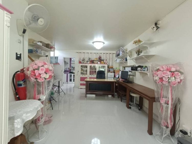 ขายด่วน ทาวเฮ้าส์ราคาถูกมาก ทำเลดีเยี่ยม หมู่บ้านพฤกษาพรีเว่ เลียบด่วน-เกษตรนวมินทร์ รูปที่ 2