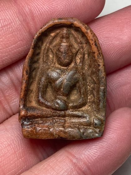 พระซุ้มกอเนื้อดิน