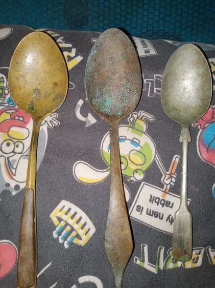 ขันเงิน ขันทองเหลื่อง ช้อนทองเหลื่องของเก่าโบราณท่านใดต้องการซื้อเก็บสะสมไว้ติดต่อสอบถามได้จร้า รูปที่ 2