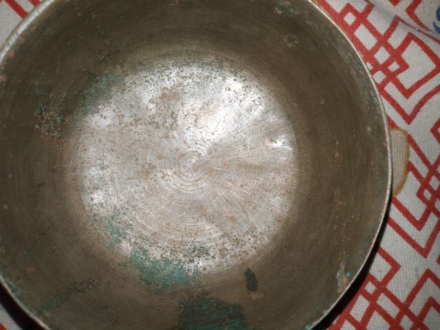 ขันเงิน ขันทองเหลื่อง ช้อนทองเหลื่องของเก่าโบราณท่านใดต้องการซื้อเก็บสะสมไว้ติดต่อสอบถามได้จร้า รูปที่ 6