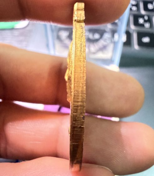 หลวงพ่อทอง สุทธสีโล วัดพระพุทธบาทเขายายหอม รุ่นลาภยศ ปี 2557 รูปที่ 5