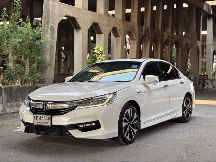 Honda Accord 2016 2.0 e:HEV EL Sedan ปลั๊กอินไฮบริด (PHEV) ไม่ติดแก๊ส เกียร์อัตโนมัติ ขาว รูปที่ 3