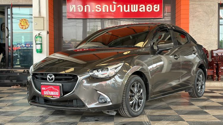 รถ Mazda Mazda 2 1.3 High Connect สี น้ำตาล