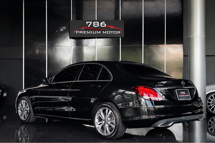 Mercedes-Benz C-Class 2019 C220 Sedan ดีเซล ไม่ติดแก๊ส เกียร์อัตโนมัติ ดำ รูปที่ 3