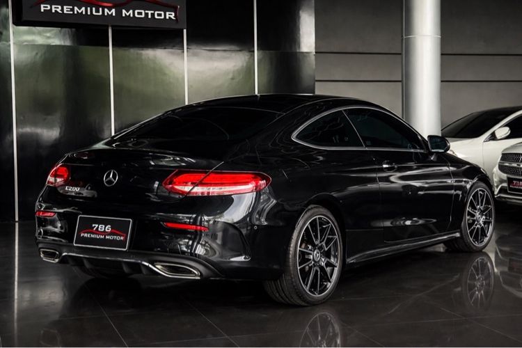 Mercedes-Benz C-Class 2021 C200 Sedan เบนซิน ไม่ติดแก๊ส เกียร์อัตโนมัติ ดำ รูปที่ 2