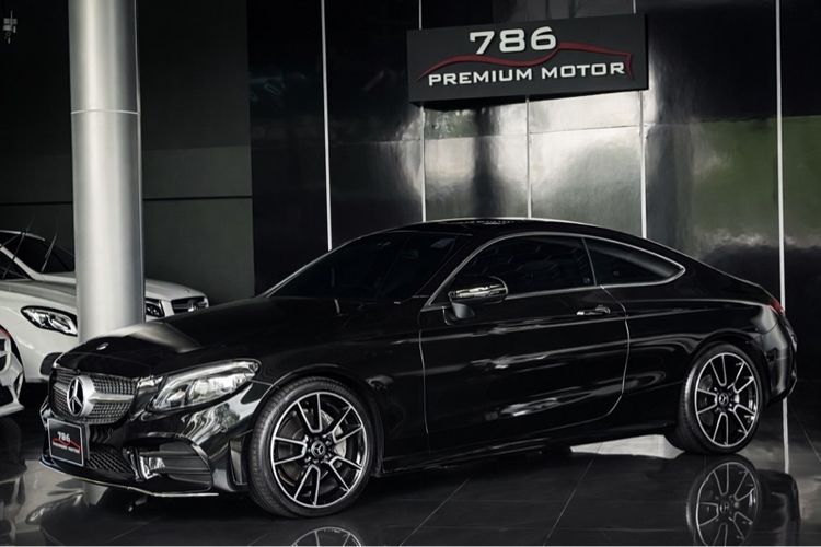 รถ Mercedes-Benz C-Class C200 สี ดำ