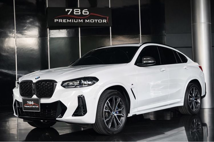รถ BMW X4 2.0 xDrive20d M Sport 4WD สี ขาว