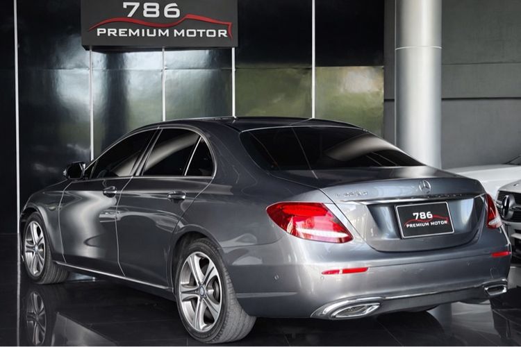 Mercedes-Benz E-Class 2017 E220 Sedan ดีเซล ไม่ติดแก๊ส เกียร์อัตโนมัติ เทา รูปที่ 4