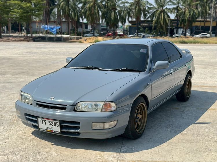 รถ Nissan Presea 1.8 สี เทา