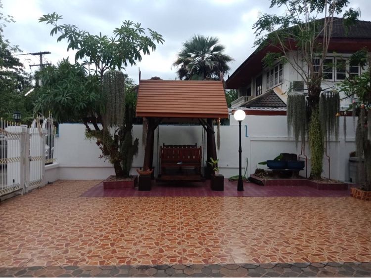 อื่นๆ ตกแต่งครบ สร้างเสร็จก่อน 2010 ใช่ ขายบ้านเดี่ยว 2ชั้น รูปที่ 2