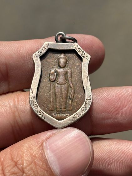 พระเก่าไม่ทราบที่ เลี่ยมเงิน รูปที่ 7