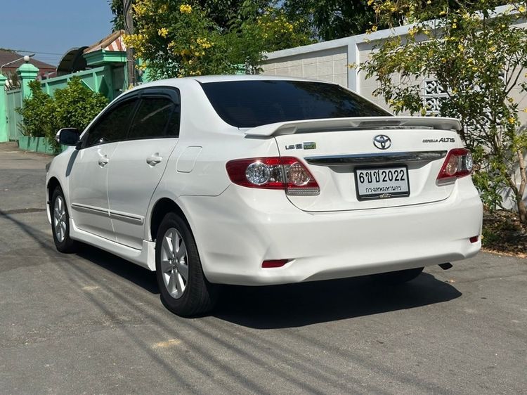 Toyota Altis 2013 1.6 E CNG Sedan เบนซิน NGV เกียร์อัตโนมัติ ขาว รูปที่ 3