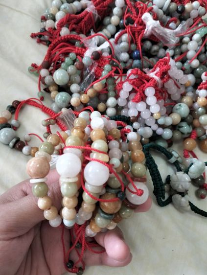 สร้อยข้อมือหยกพม่าแบบถักเชือก รูปที่ 3