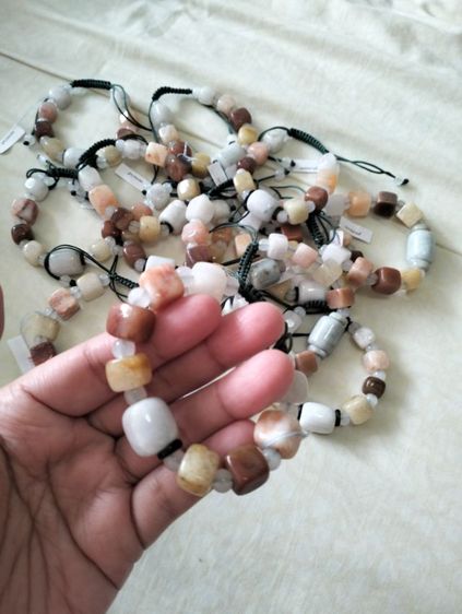 สร้อยข้อมือหยกพม่าแท้แบบถักเชือก รูปที่ 2