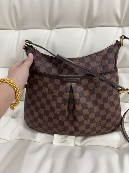 กระเป๋ามือสอง