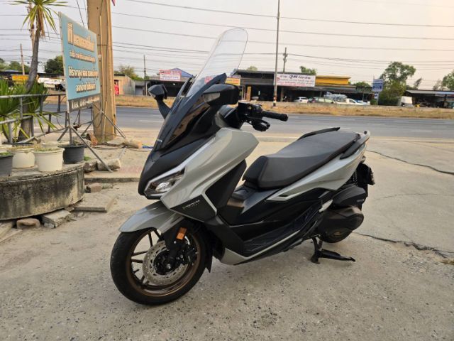 ขายด่วน honda forza350 ปี 2023 รูปที่ 2