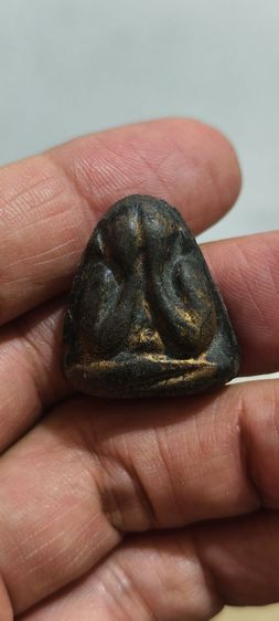 พระปิดตาเก่าๆ