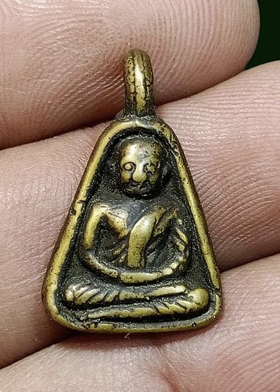 พระหลวงพ่อเงินเก่า รูปที่ 3